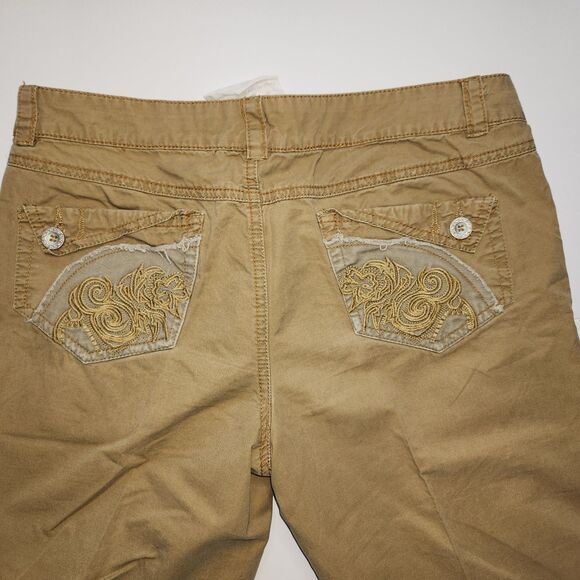 Mur Mur Women's Tan Embroidered Bermuda Shorts Size M - Picture 8 of 11